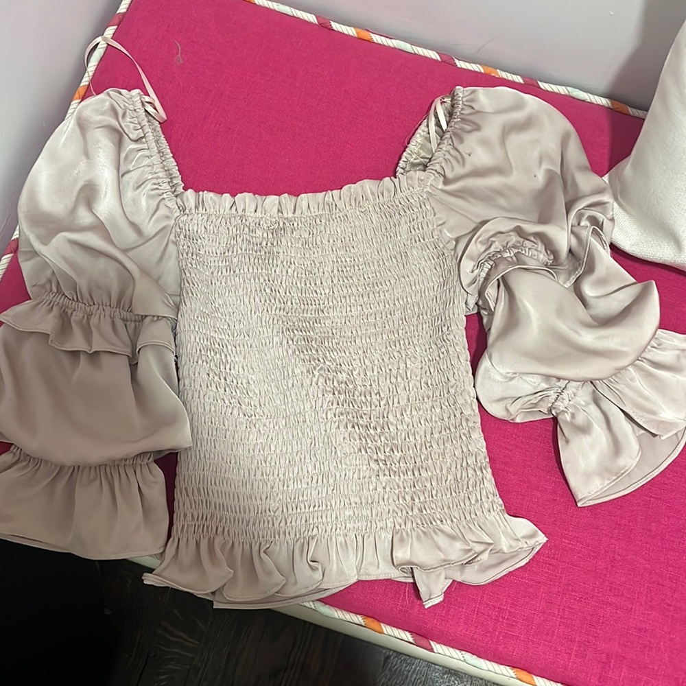 Impeccable pig top